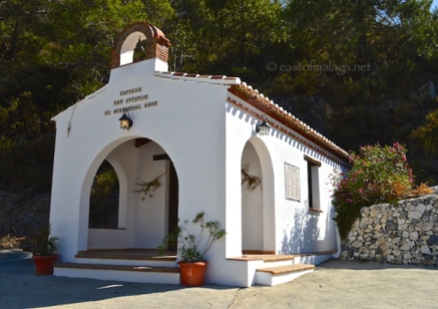 Tiny chapel, El Acebuchal